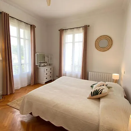 06bo Charming House For 6 People - Terrace - Parking Prázdninový dům *